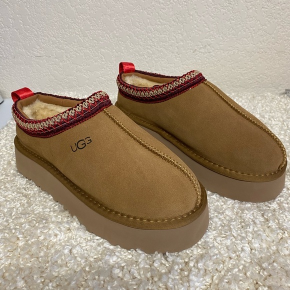 UGG Shoes - UGG Tazz Women's Tan Flats with Red Trim